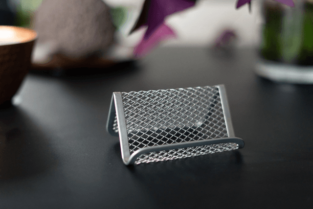Support gris pour calendrier horizontal